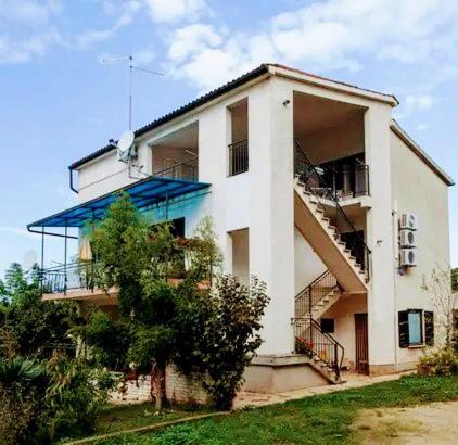 Guesthouse Resan Medulin Exterior foto